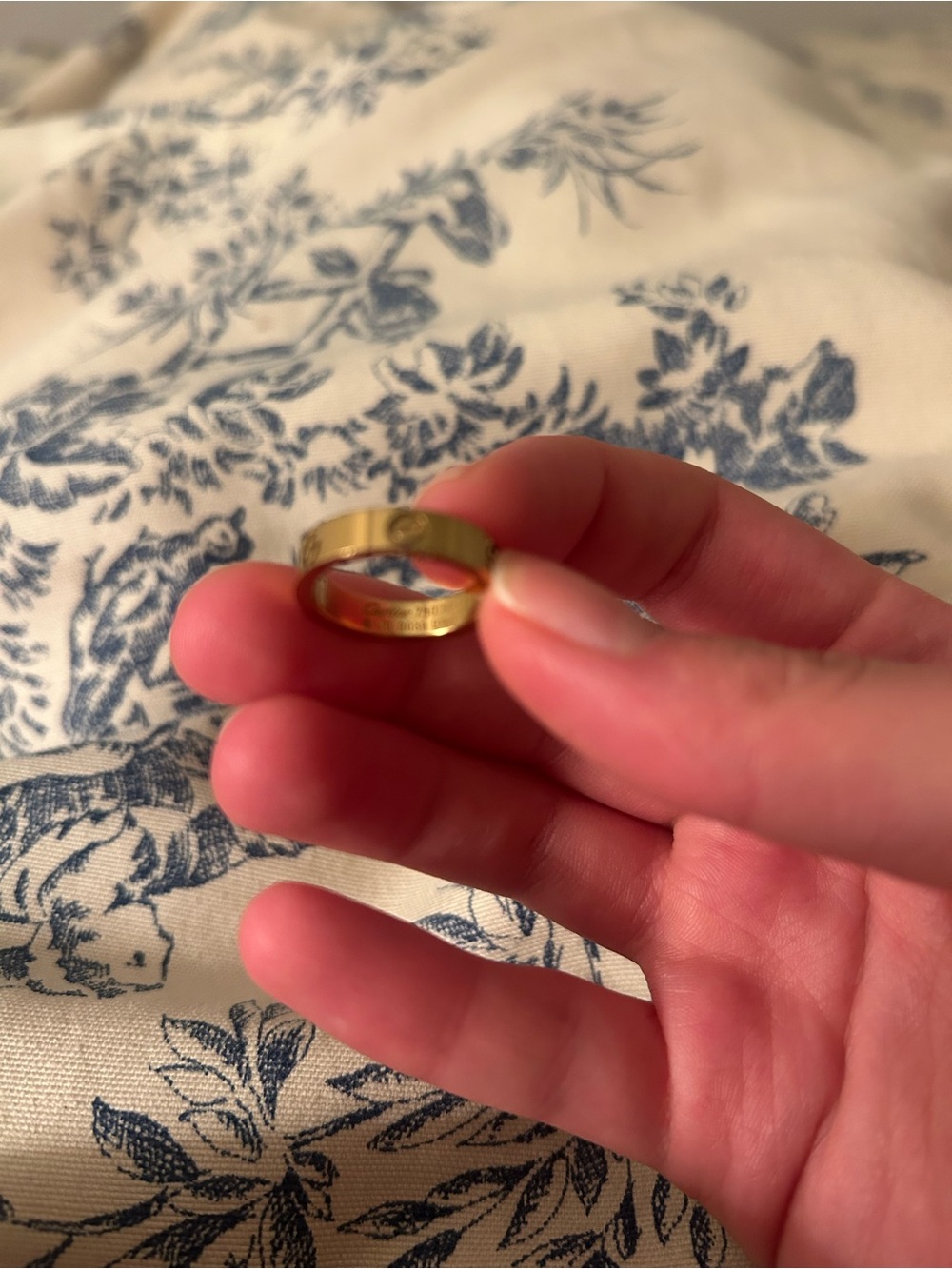 Love ring - Picture 5 of 9